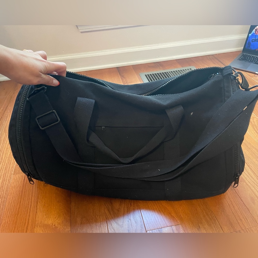 Canvas duffle